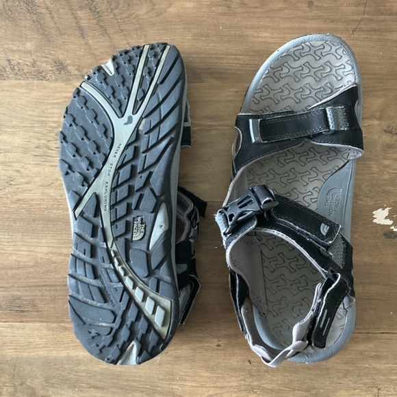 THE NORTH FACE Hiking Sandals | High Tracktion | Buckle | Men's 10 - Picture 4 of 10